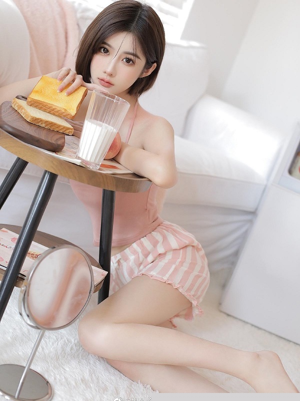 闺蜜的陪读爸爸帮我做拓宽